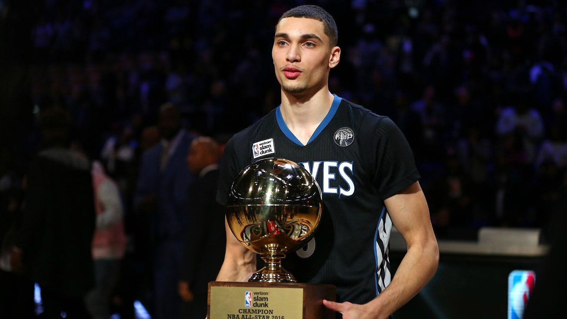 非洲风暴席卷亚平宁,安哥拉爆冷那不勒斯,奥纳纳状态火热改写欧冠格局